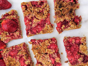 Delicious Strawberry Oatmeal Bars with Peanut Butter